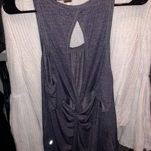 Lululemon top with open back